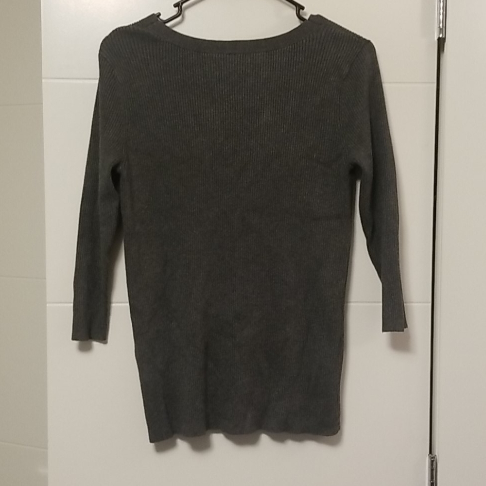 Sweater - Picture 3 of 3
